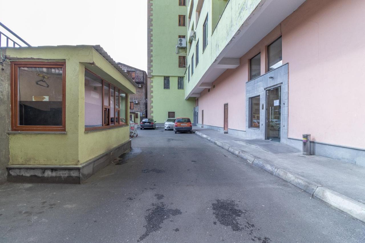 Stay Inn Apartments At Buzand 13 Street Yerevan Exterior photo