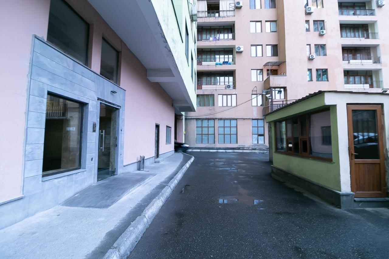 Stay Inn Apartments At Buzand 13 Street Yerevan Exterior photo